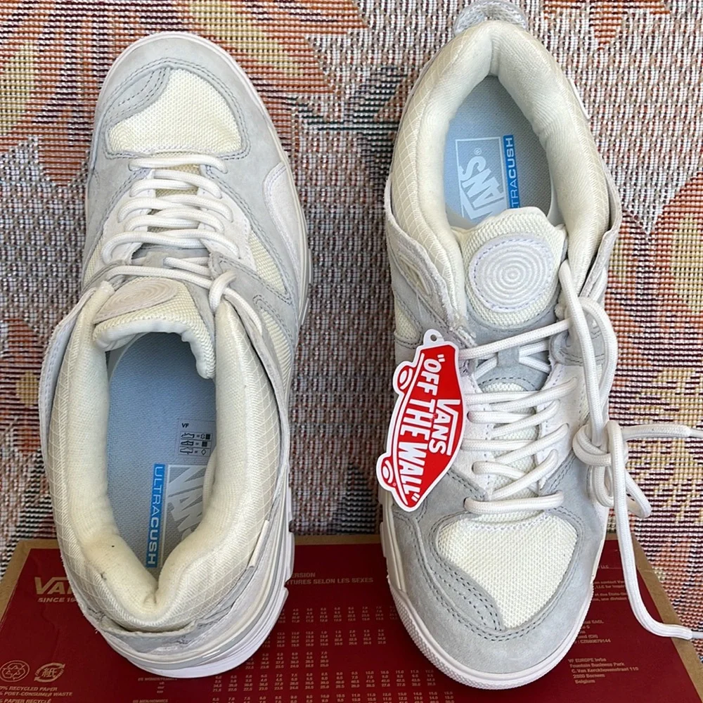 Vans Men’s Amzn Trailhead
Blanc De Blancmarshmallow
VN0A7TO2ASJ
Sneakers G - Picture 13 of 16